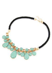 Collier multicolore strass goutte modèle collier en métal pour les femmes