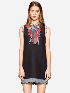 Fantastique support noir collier volants Polyester robe pour femmes