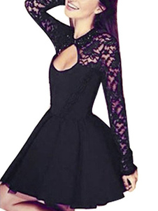 Découper Flare robe dentelle noire Mini robe dos nu