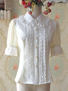 Blouse manches courtes avec des volants et dentelle