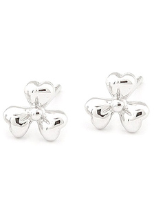 Les boucles d’oreilles argent trèfle pour hommes