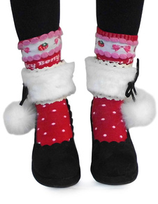 Velours noir Lolita talons chaussures avec boule duveteuse blanche