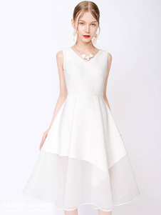 V-Neck fée blanche évaser et Fit robe