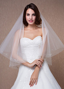 Coupe-bordure voile à deux volets ovale coude perler voile de mariage avec Comb(150*150cm)