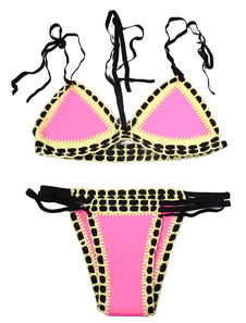 Séduisant bikini rose clair ensemble en polyester tricoté à licou pour femme