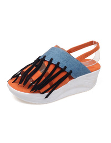 Sandales compensées sublimes à talons décolletés en tissu avec frange