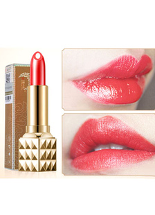 Maquillage rouge à lèvres corallin