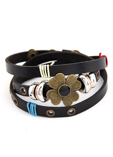 Bracelet à croissement délicat en faux cuir style européen trèfle