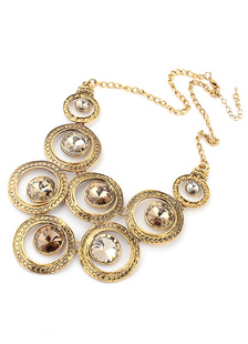 Fabuleux Collier métallique élégant fermoir homard