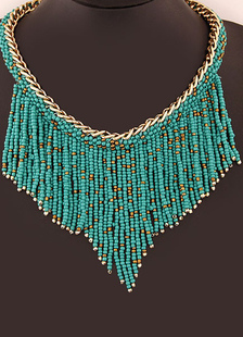 Délicat Collier en résine style éthnique frangé fermoir homard