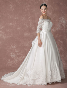 Robe de mariée en dentelle applique hors-l'épaule a-ligne de traîne chaple demi manches satin avec B