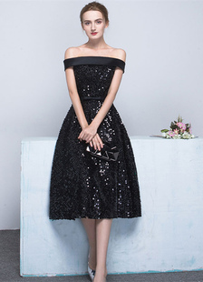 Robe sublimée de cocktail A-ligne avec paillettes noir hors de l'épaule et ceinture longueur molletl