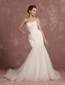 Robe de mariée tulle sirène en dentelle appliques ivoire douce bretelles train cathédrale sans manch