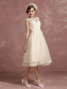 Robe de mariée en dentelle courte illusion Vintage dos nu chaînes sans manches