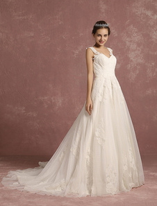 Robe de mariée en dentelle illusion A ligne V cou sans manches chapelle train