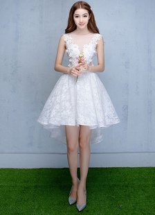 Retour à la maison blanche robe dentelle haut bas Prom robe Illusion fleur Court demoiselle d’honneu