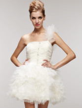 Robe de mariée courte de livraison rapide en sexy crème d'épaule single en gaze 