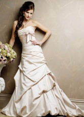 Pick-up Satin Lace Wedding Dress