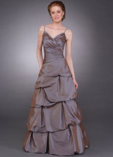 Robe de demoiselle d'honneur élégante à spaghetti en taffetas de longueur à plancher  