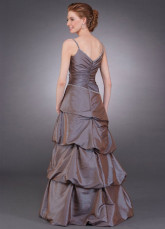 Robe de demoiselle d'honneur élégante à spaghetti en taffetas de longueur à plancher  