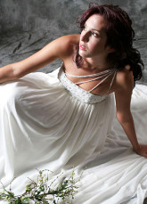 Elegant A-line One Shoulder Beading Chiffon Maternity Wedding Dress