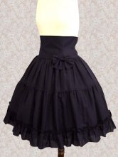 Jupe Lolita en coton noir à volant