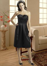 Magnifique robe de retrouvaille de cocktail sans bretelles en satin