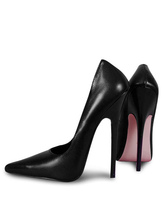 Souliers sexy en peau de vache noires  aux hauts talons