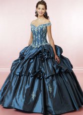 Robe de boule hors de l'épaule et de V-col en taffetas avec broderie de perle 