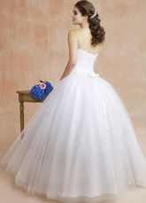 Robe de bal classique sans bretelles au perlage en broderie satin et organza