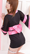 Ceinture Kimono Noeud Manches Longues Noire et Fuchsia 
