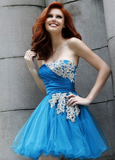 Robe de Satin Prom courte sans bretelles Applique Organza