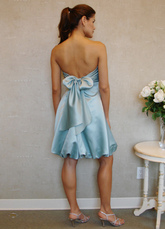 Lovely Strapless Empire Waist Bow Knee Length Satin Prom Homecoming Dress