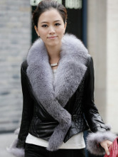 Elegant en peau de mouton noir à col en V Fox fourrure collier manteau de fourrure dames