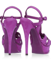 Sandales en fuchsia à talons hauts en peau de mouton 