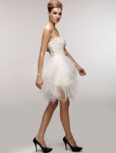 Mini Robe de livraison rapide en blanc magnifique sans bretelles en gaze avec perle  