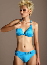 Attrayant Blue Sky Halter 82% Spandex 18% Nylon Deux Piece Bikini Maillot de bain