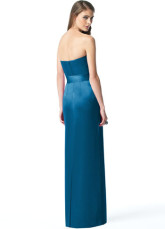 Robe de demoiselle d'honneur bleue en forme de coeur saphir faite en satin