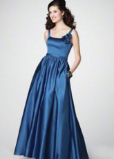 Robe de demoiselle d'honneur de ligne-A bleu saphir avec des bretelles fines faite en satin élastique