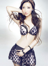Black Fashion 80% Spandex 20% Nylon Two-Piece Skirted Swimsuit
