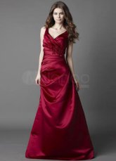 Robe de demoiselle d'honneur pour dames de couleur bordeau rouge faite en satin