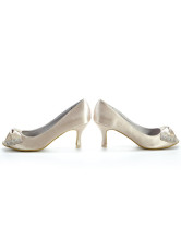 Chaussures de mariage en couleur romantique de champagne en satin 