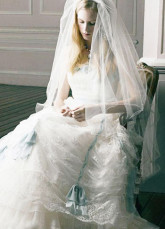 White Lace Strapless Train 2012 Wedding Dress