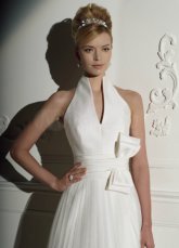 Modern White Organza A-line Halter Wedding Dress