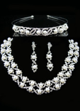 Attractive White Alloy Silver-plating Pearl Tiara Necklace Earrings Wedding Bridal Jewelry Set