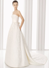 White Fashion Satin A-line Strapless Wedding Dress