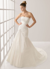 Romantic White Taffeta A-line Strapless Wedding Dress