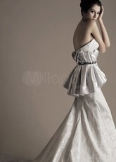 Robe de soirée mince et blanche d'A-linge en satin avec balayage 