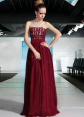 Prom robe sans bretelles rouge profond mousseline de soie Tencel étage longueur de femmes