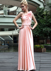 Rose une épaule Applique perlée Prom Satin tissé plissé robe